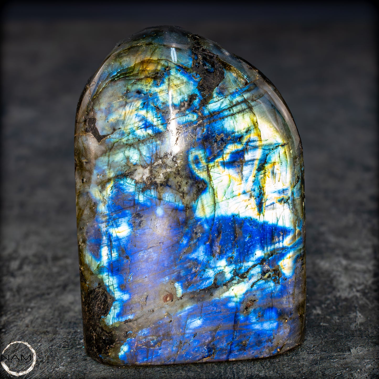 Natürliche Labradorit Kristall-Freiform - 749,55g