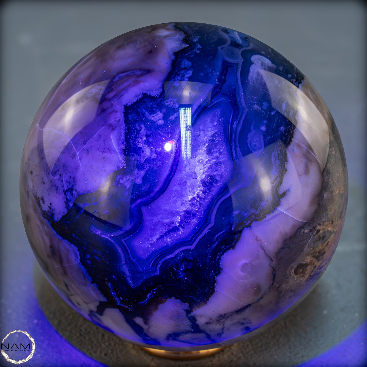 Natürlicher Moos Achat Kristall-Kugel, UV-Reactiv - 536,77g