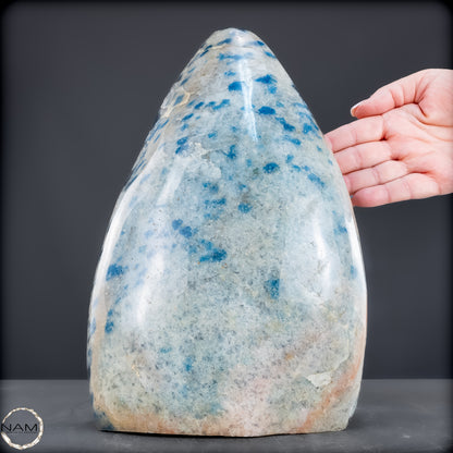 Natürliche K2 Freiform aus Madagaskar - 7428,10g