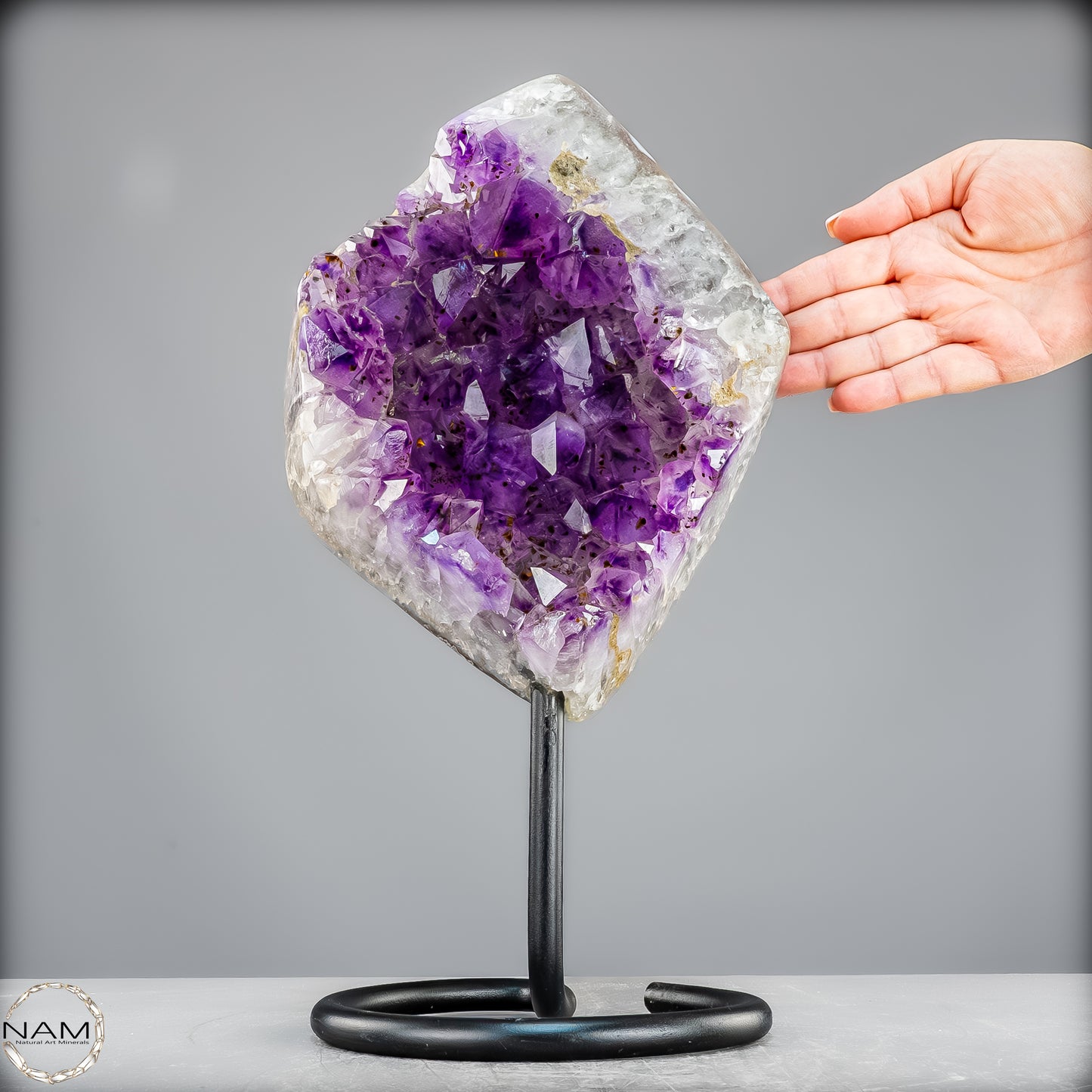 Natürliche Amethyst-Kristalle/Druse auf Ständer - 5473,15g