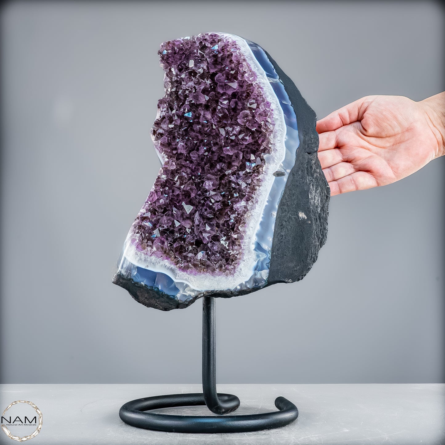 Natürliche Amethyst-Kristalle/Druse auf Ständer - 7687,18g