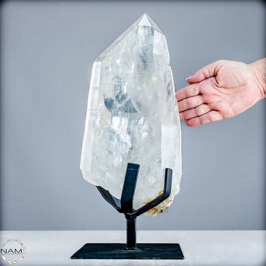 Natürlicher Lumerische Quartz Kristall Phantom auf Ständer - 8065,14g