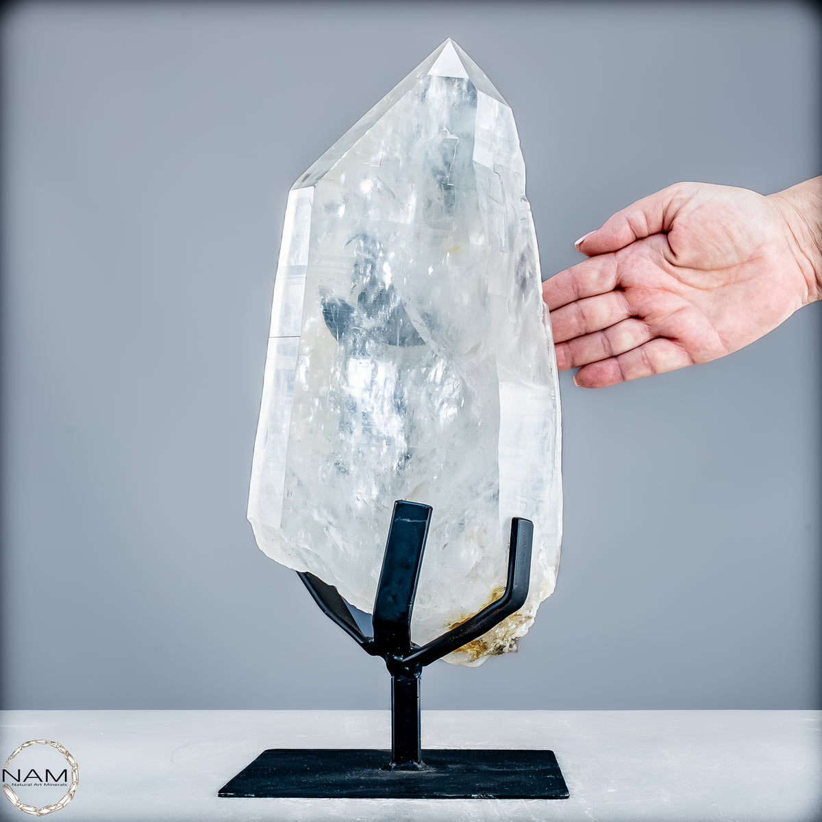 Natürlicher Lumerische Quartz Kristall Phantom auf Ständer - 8065,14g
