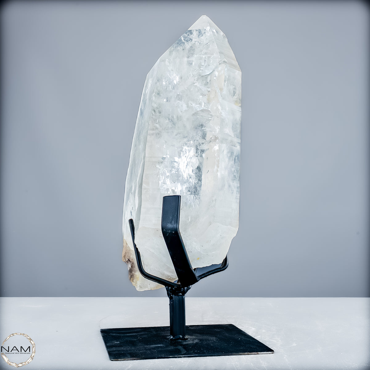 Natürlicher Lumerische Quartz Kristall Phantom auf Ständer - 8065,14g