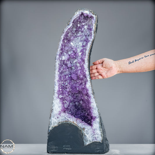 Natürliche Intensive Amethyst-Achat-Kristall Kathedrale/Druse - 26507,19g