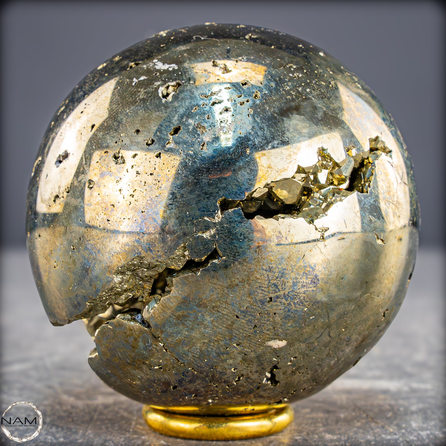 Natürliche Dekorative Pyrit-Kristall Kugel / Druse - 773,18g - 69mm