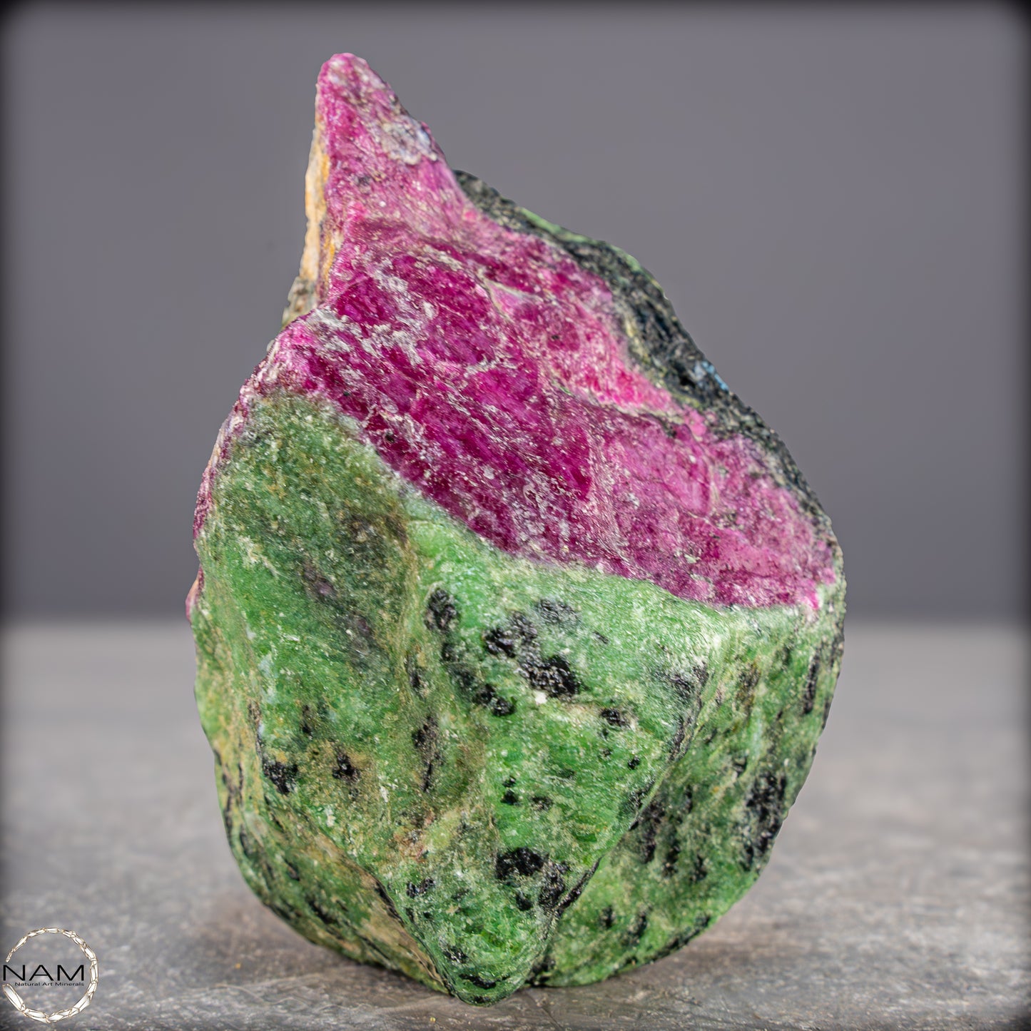 Natürlicher Rubin-Kristall in Zoisit aus Tansania - 290,15g