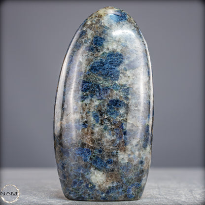 Natürliche Blaue Cordierit-Kristall Freiform, Spitzenqualität - 1036,45g