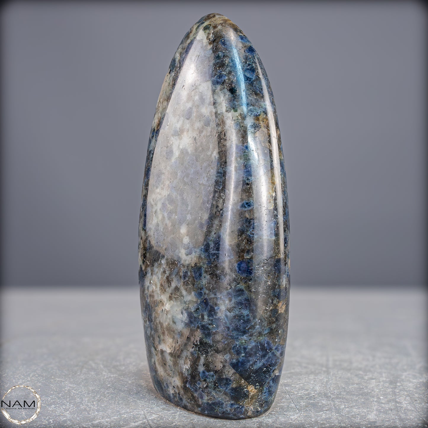 Natürliche Blaue Cordierit-Kristall Freiform, Spitzenqualität - 1036,45g