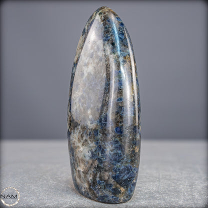 Natürliche Blaue Cordierit-Kristall Freiform, Spitzenqualität - 1036,45g