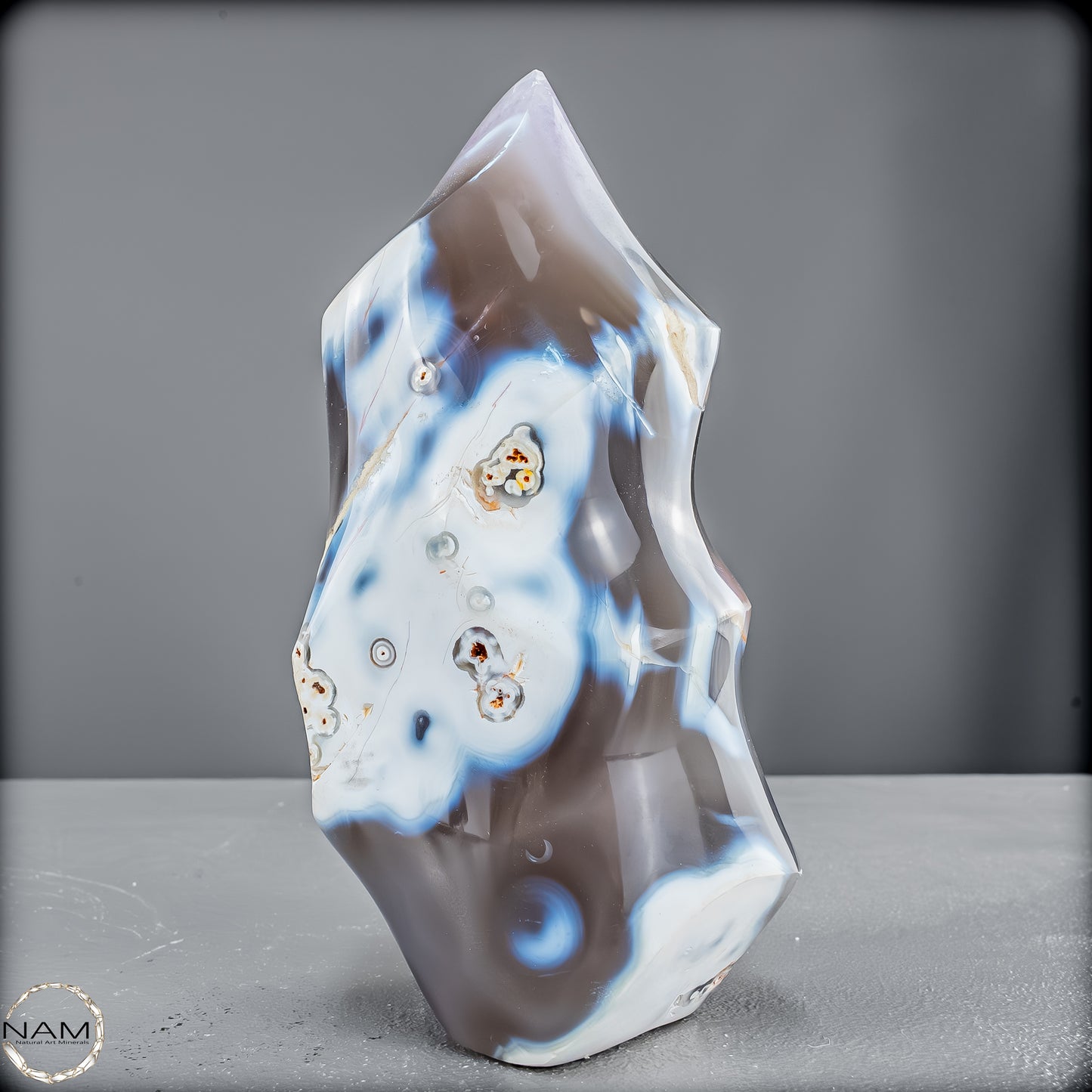 Natürliche Orca-Flamme mit Amethyst-Spitze aus Brasilien - 835,55 g