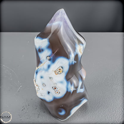 Natürliche Orca-Flamme mit Amethyst-Spitze aus Brasilien - 835,55 g