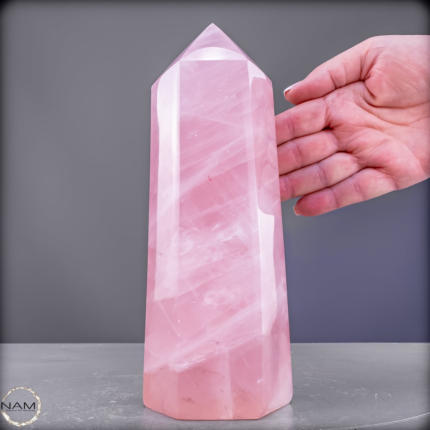 Natürlicher Rosenquarz-Kristall Obelisk aus Brasilien - 2004,31 g