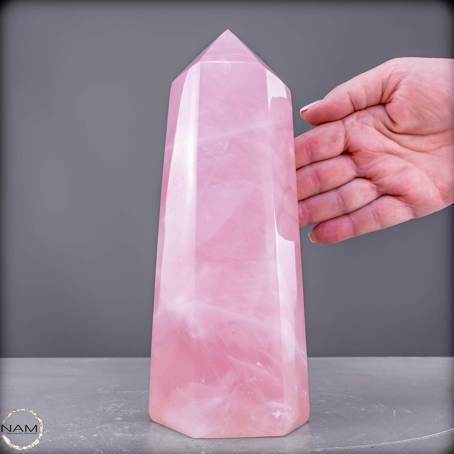 Natürlicher Rosenquarz-Kristall Obelisk aus Brasilien - 2004,31 g