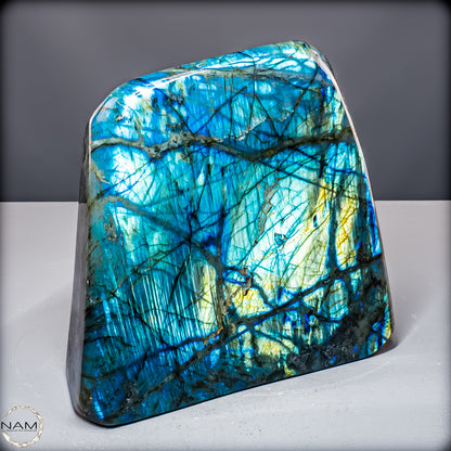 Natürliche Labradorit Kristall-Freiform, Spitzenqualität - 7823,38 g