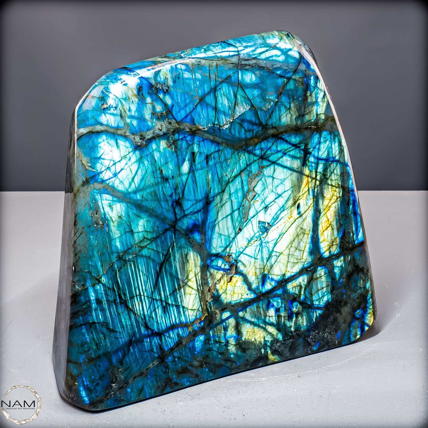 Natürliche Labradorit Kristall-Freiform, Spitzenqualität - 7823,38 g