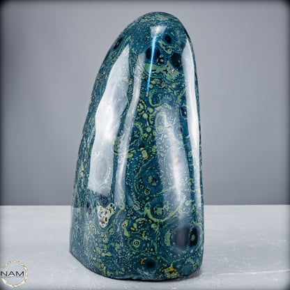 Natürliche Kambaba-Jaspis Kristall Freiform - 4200,36 g