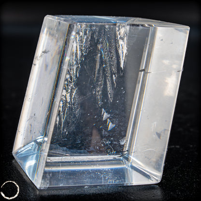 Selten Optischer Calzit-Kristall mit Regenbogen - Inclusionen - 147,95g