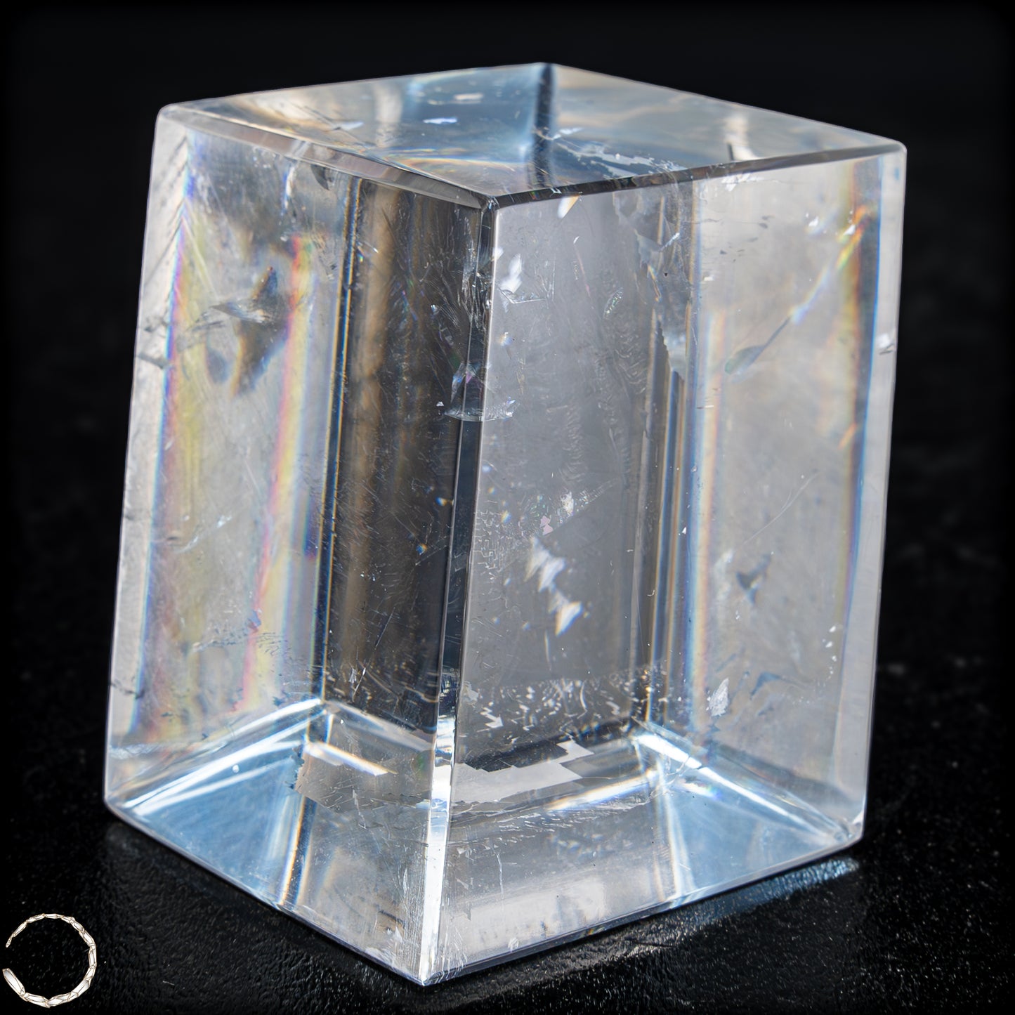 Selten Optischer Calzit-Kristall mit Regenbogen - Inclusionen - 147,95g