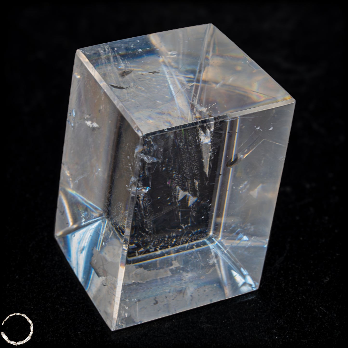 Selten Optischer Calzit-Kristall mit Regenbogen - Inclusionen - 147,95g