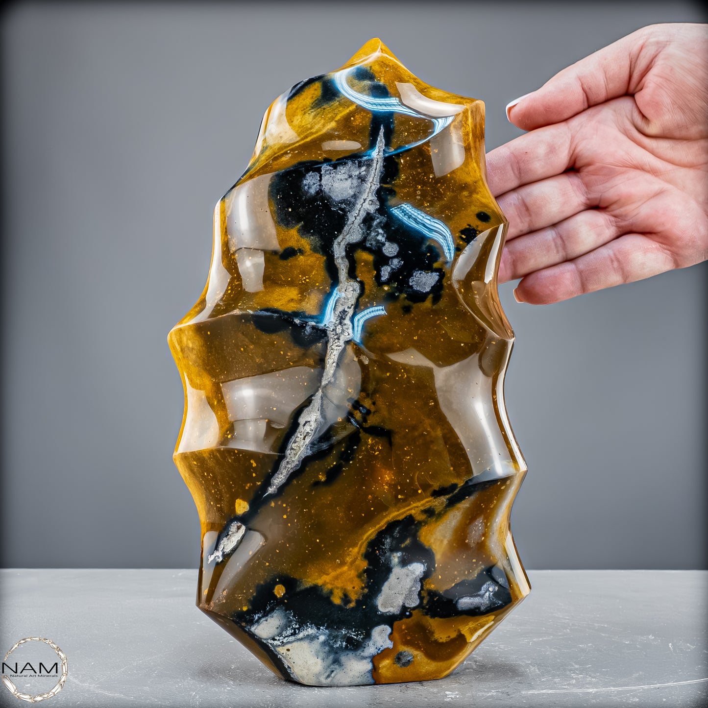 Natürliche Jaspis-Chalcedon Kristallflamme - 3332,51 g