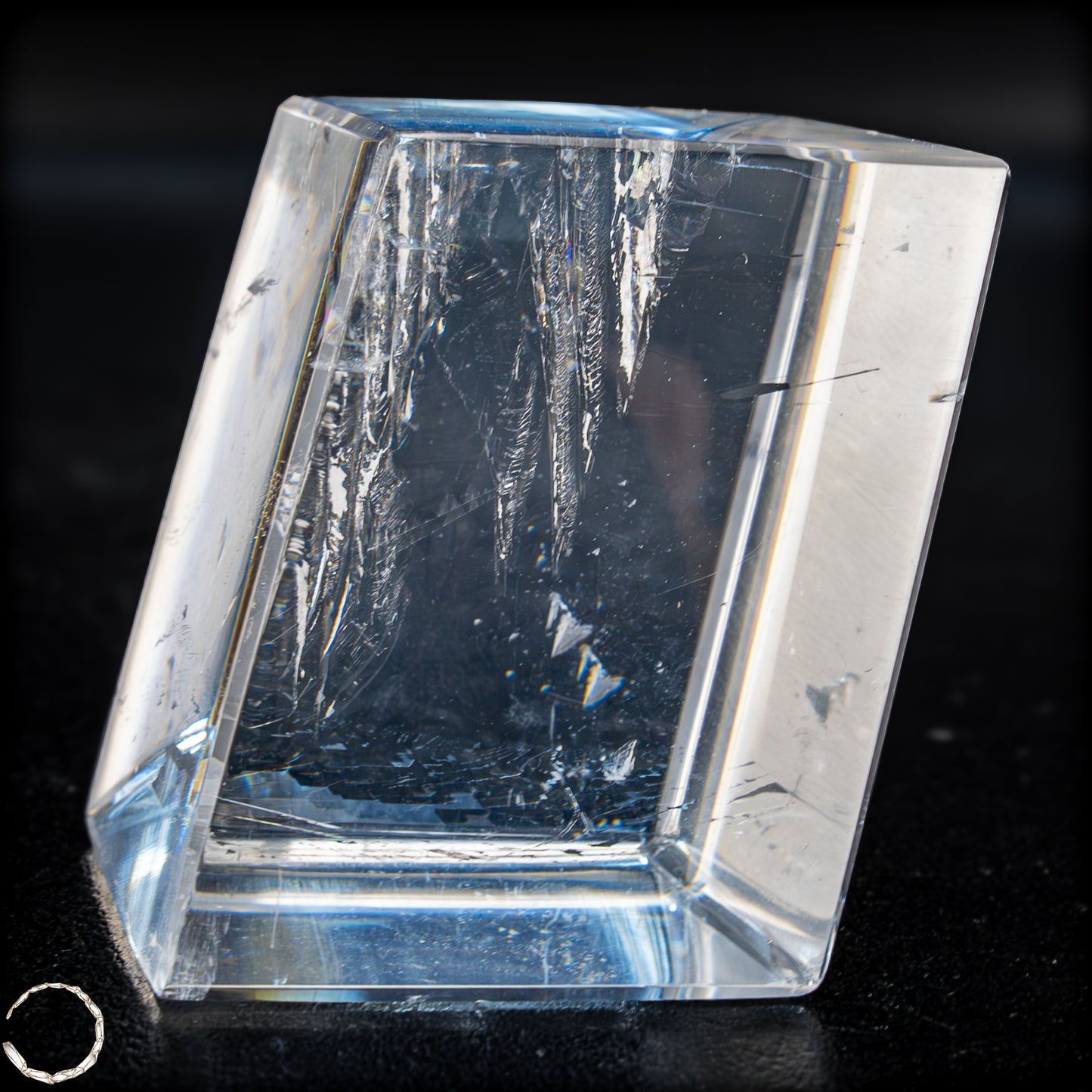 Selten Optischer Calzit-Kristall mit Regenbogen - Inclusionen - 147,95g