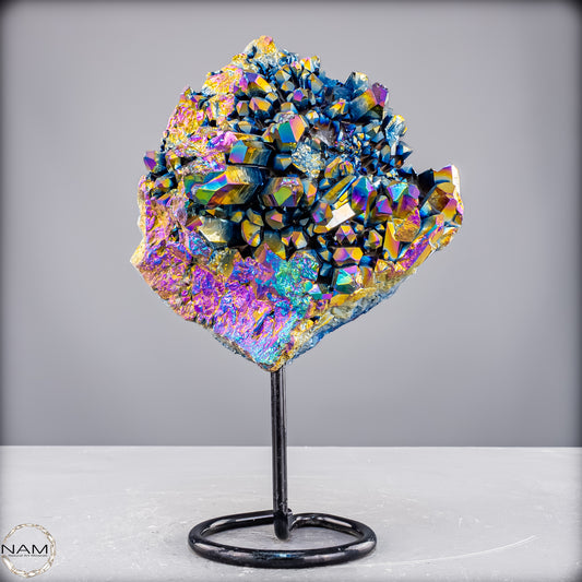 Kristall-Aura-Amethyst auf Ständer – 1461,37 g