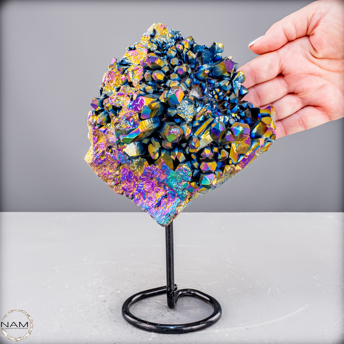 Kristall-Aura-Amethyst auf Ständer – 1461,37 g