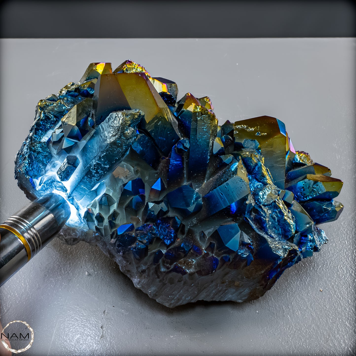 Titanium Aura Quarz – Schillernde Energie der Transformation – 4300,73 g