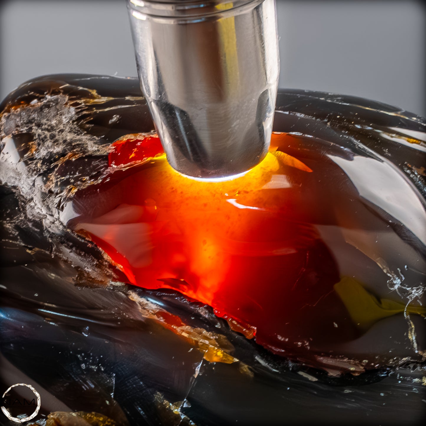 Naturlicher Blau-Roter Bernstein aus Indonesien - 6346,19 g