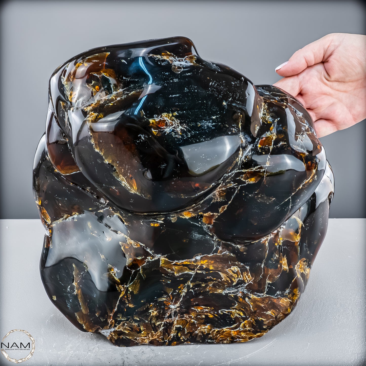 Naturlicher Blau-Roter Bernstein aus Indonesien - 6346,19 g