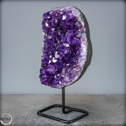 Natürliche Amethyst-Kristalle/Druse auf Ständer - 4520,21g