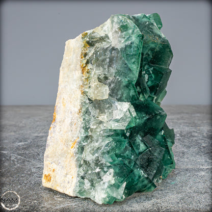 Natürliche Grüner Fluorit Kristalle auf Matrix - 1657,81g