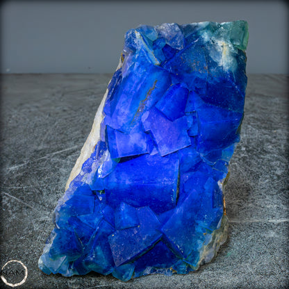 Natürliche Grüner Fluorit Kristalle auf Matrix - 1657,81g