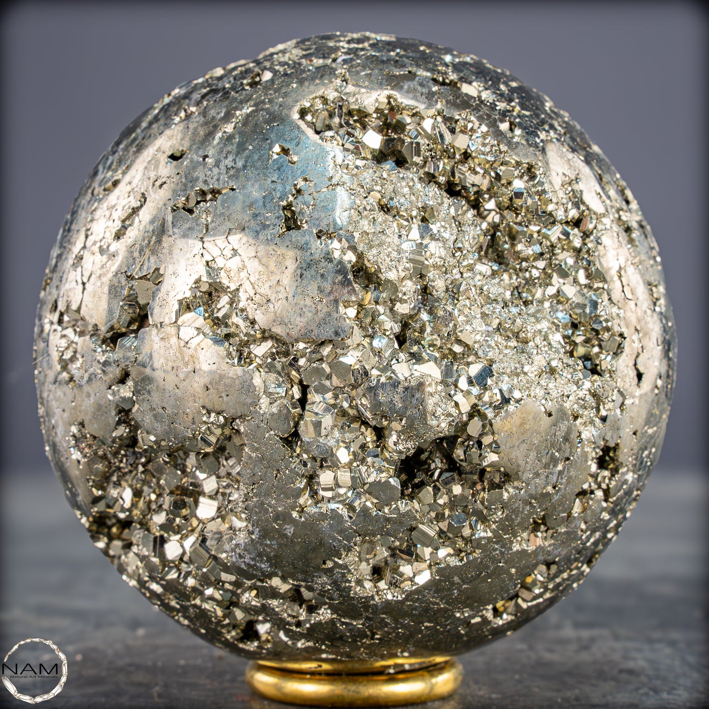 Natürliche Dekorative Pyrit-Kristall Kugel / Druse - 1032,08g - 78,5mm