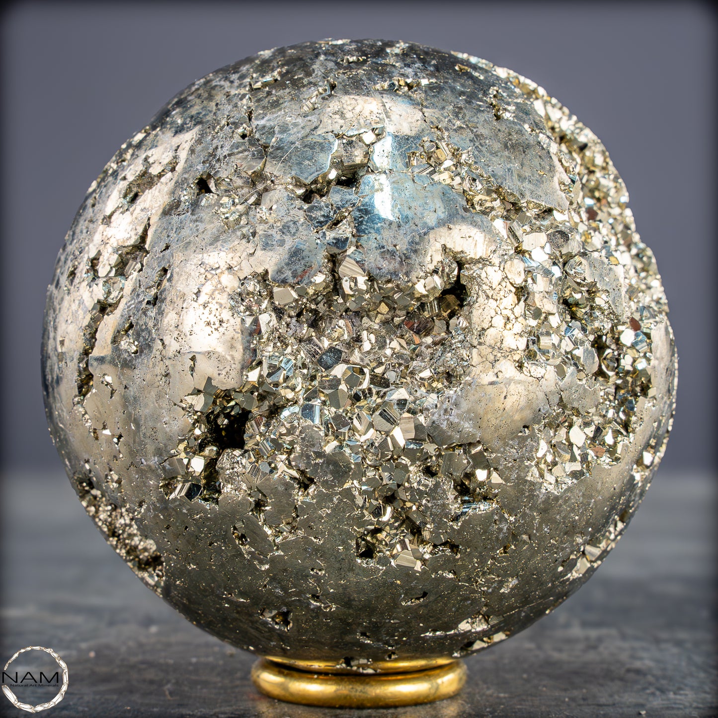 Natürliche Dekorative Pyrit-Kristall Kugel / Druse - 1032,08g - 78,5mm