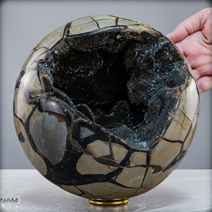 Natürliche Septarien Druse-Kugel mit Calzit Kristallen - 8026,93 g