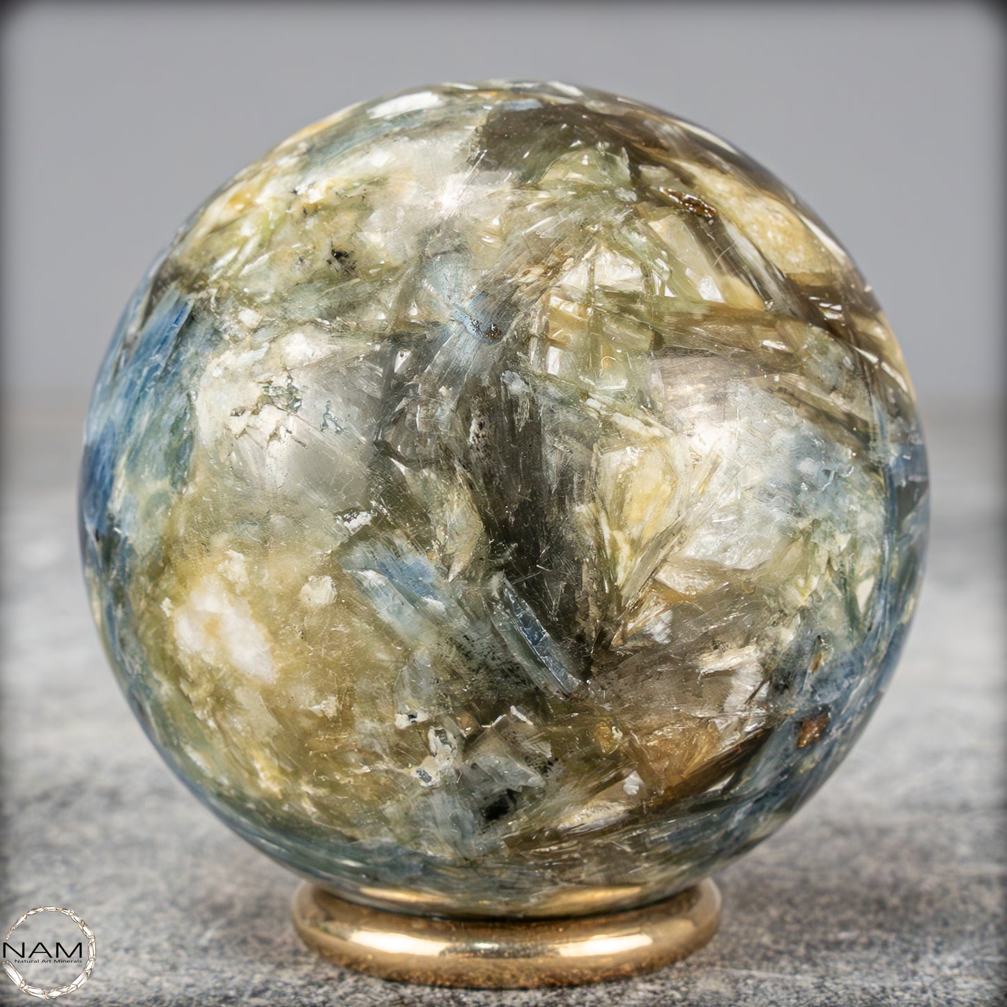 Sehr Seltene Natürliche Kyanit-Kristallkugel, USA - 253,28g - 53mm
