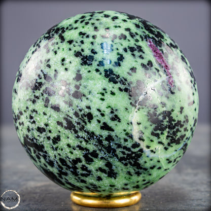 Natürliche  Zoisit mit Rubin Kugel - 594,67g - 70,7mm