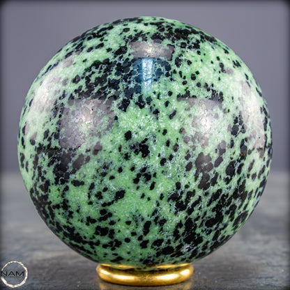 Natürliche  Zoisit mit Rubin Kugel - 594,67g - 70,7mm