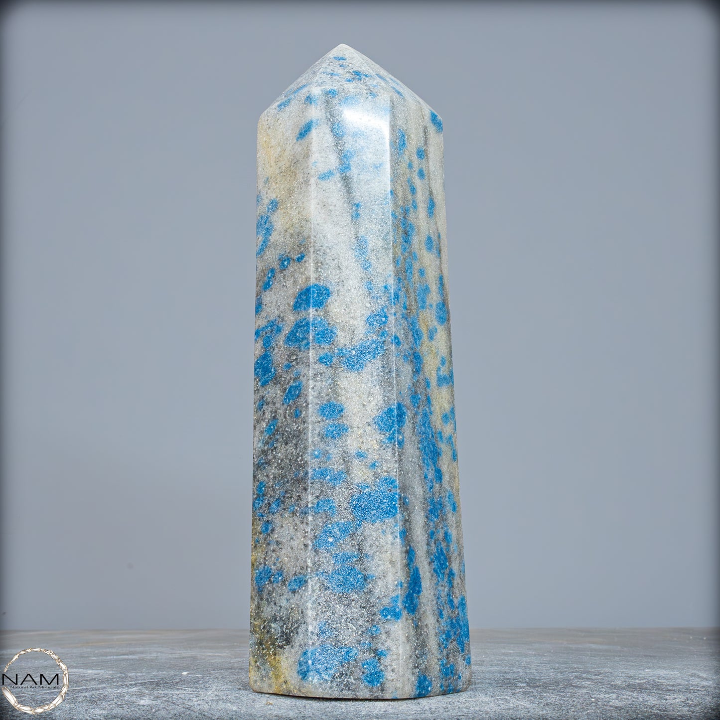 Natürlicher K2 Obelisk aus Madagaskar - 1184,75g