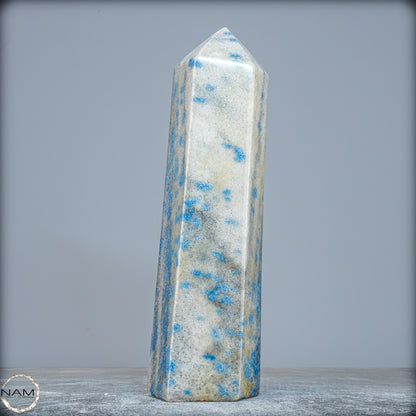 Natürlicher K2 Obelisk aus Madagaskar - 1184,75g