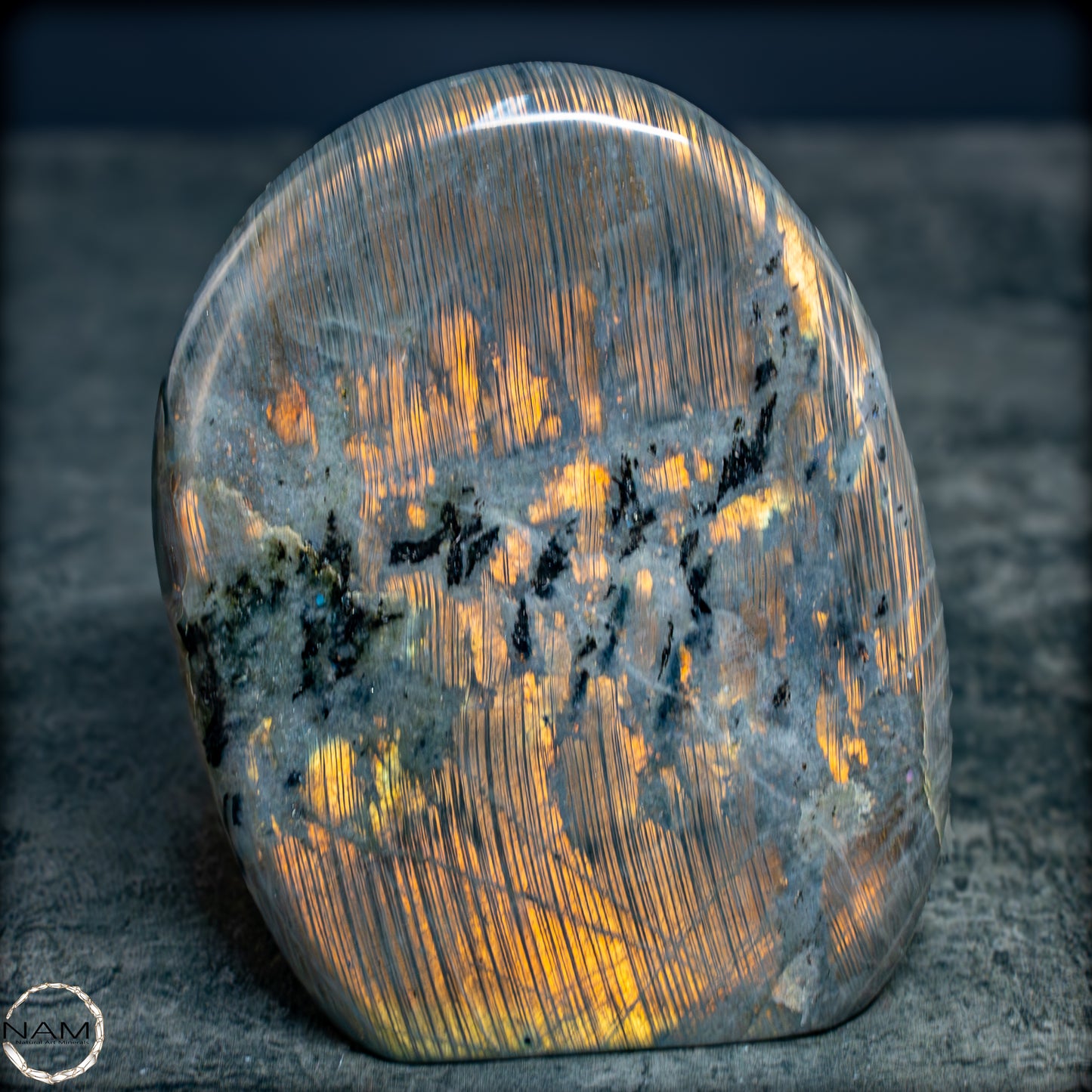 Natürliche Labradorit Kristall-Freiform - 1024,32g