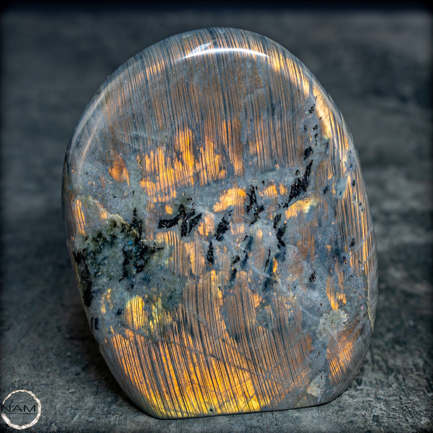 Natürliche Labradorit Kristall-Freiform - 1024,32g