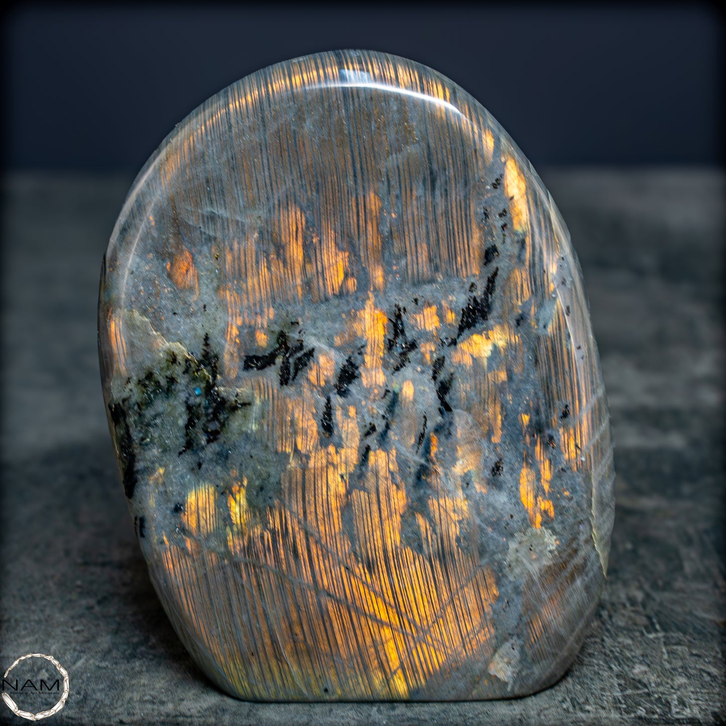 Natürliche Labradorit Kristall-Freiform - 1024,32g