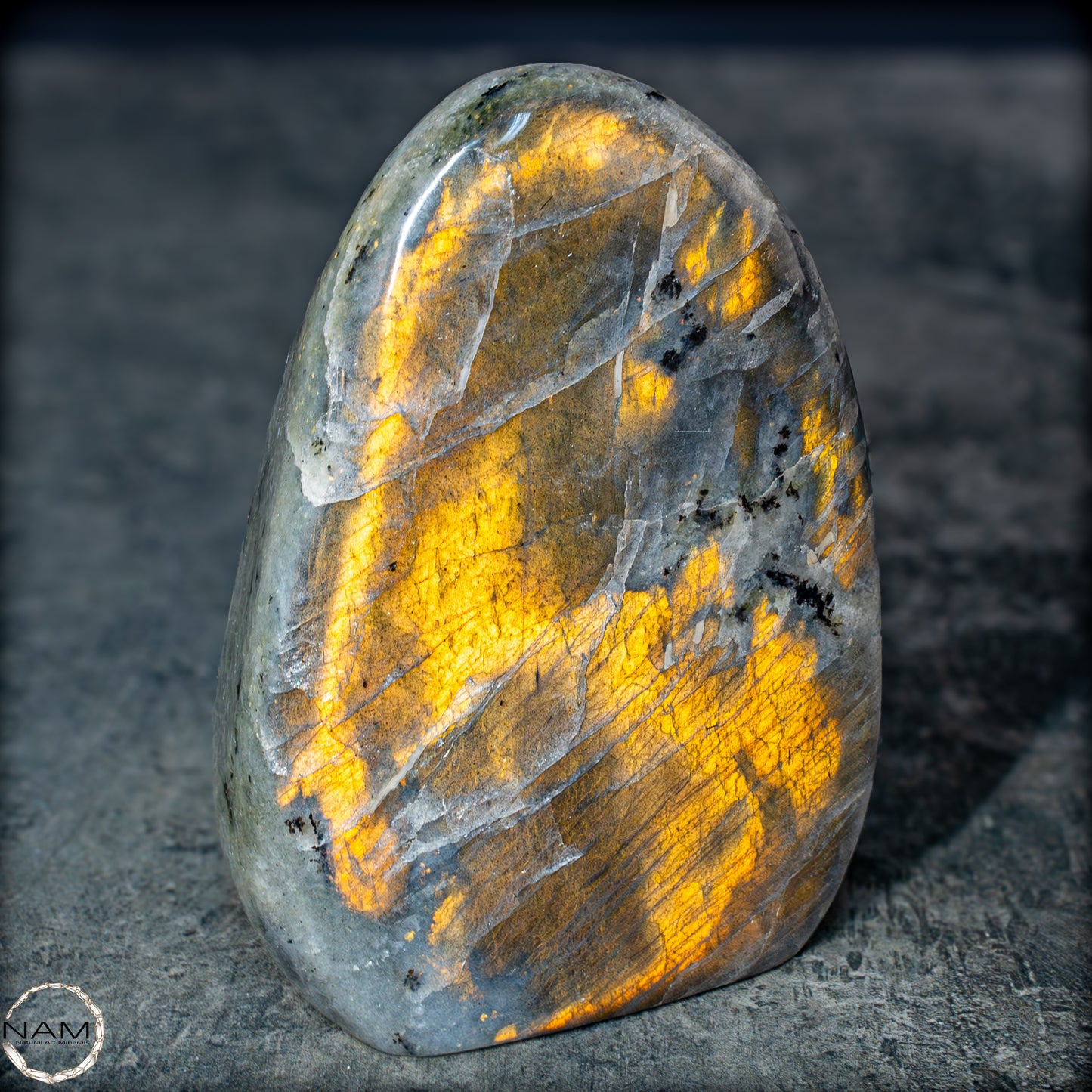 Natürliche Labradorit Kristall-Freiform - 1024,42g