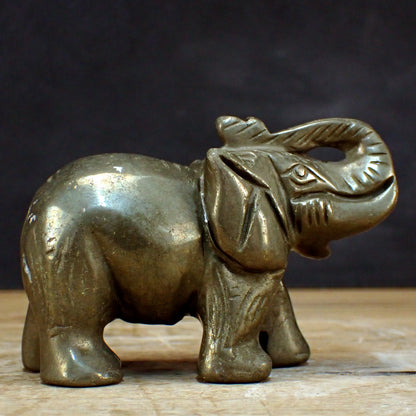 Pyrit Elefant Skulptur - 542,93g - 105 x 70 x 42 mm