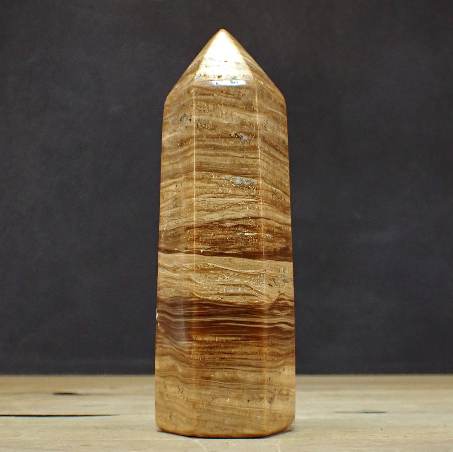 Aragonit Obelisk - 538,88g - 159 x 50 x 42 mm