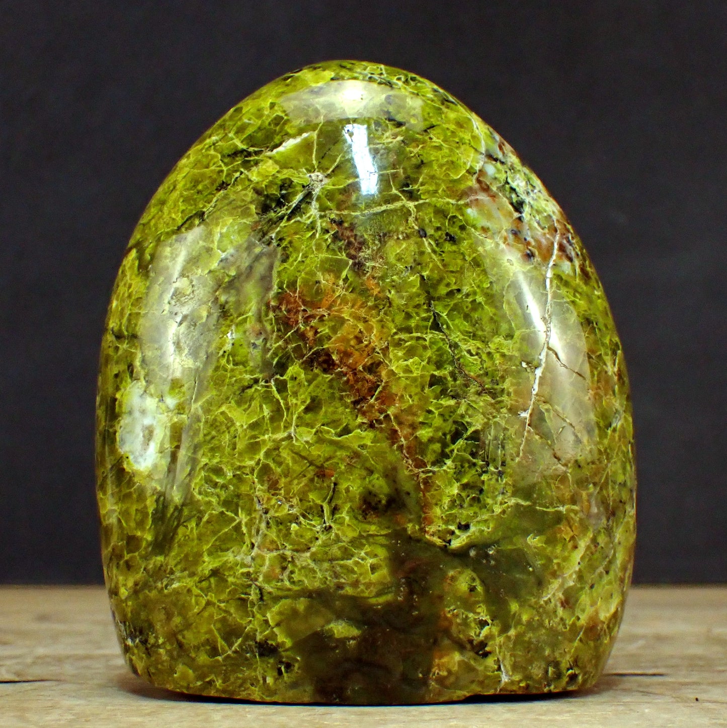 Grüner Opal Freiform - 963,31g - 122 x 105 x 65 mm