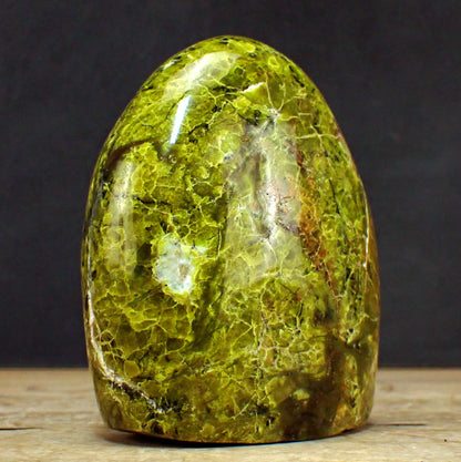 Grüner Opal Freiform - 963,31g - 122 x 105 x 65 mm